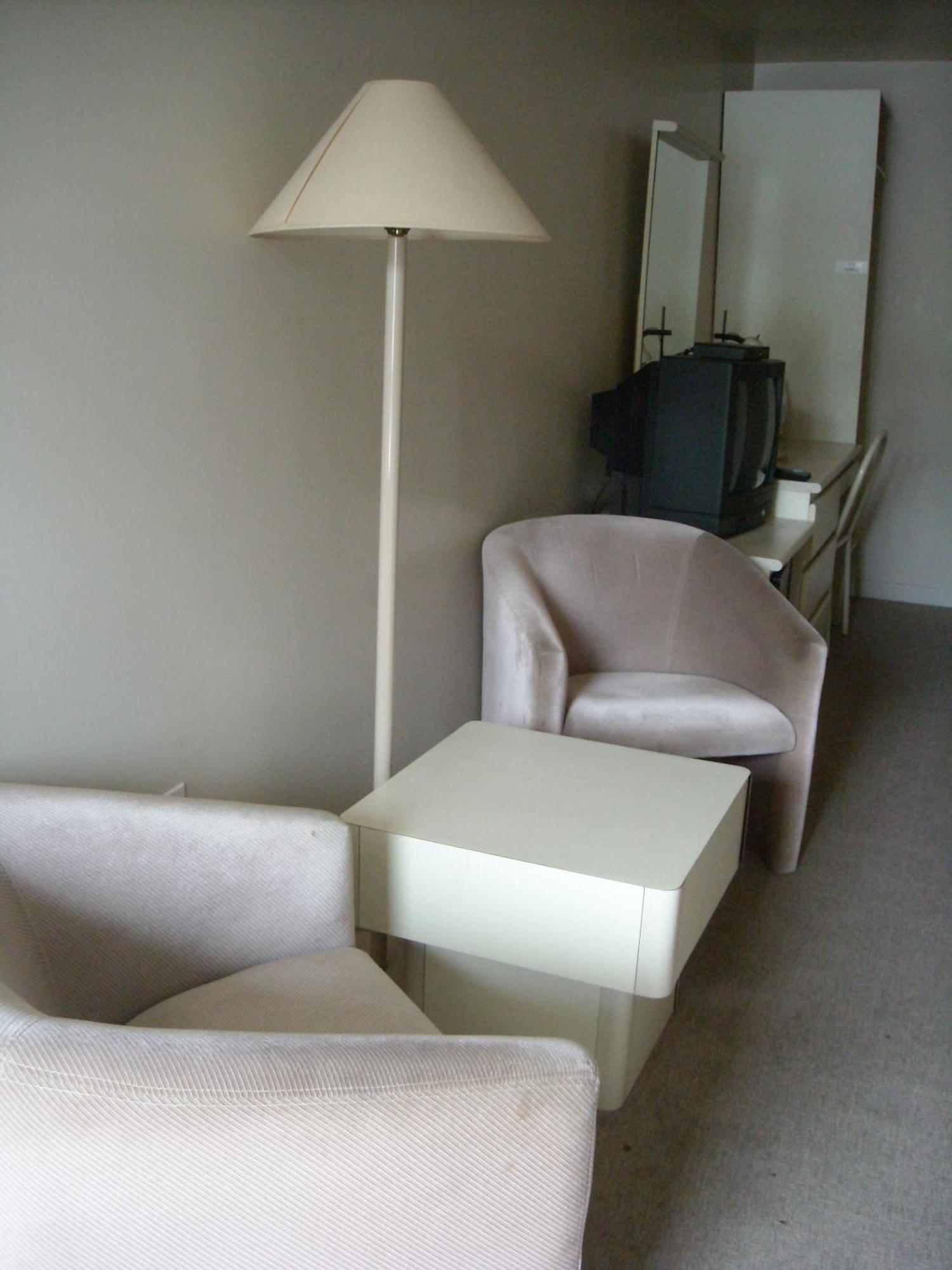 Oasis St-louis Hotel 2*