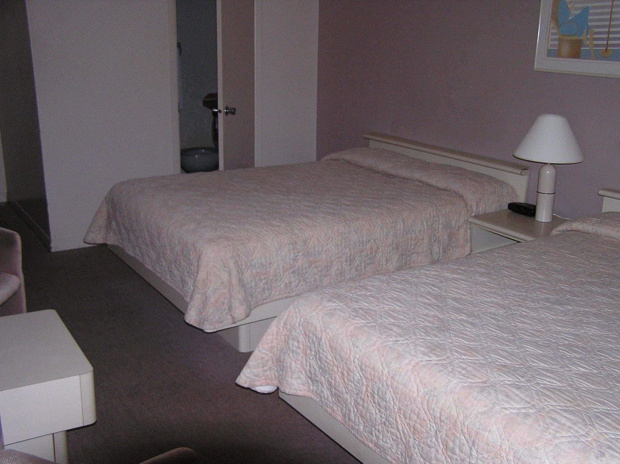 Oasis St-louis Hotel