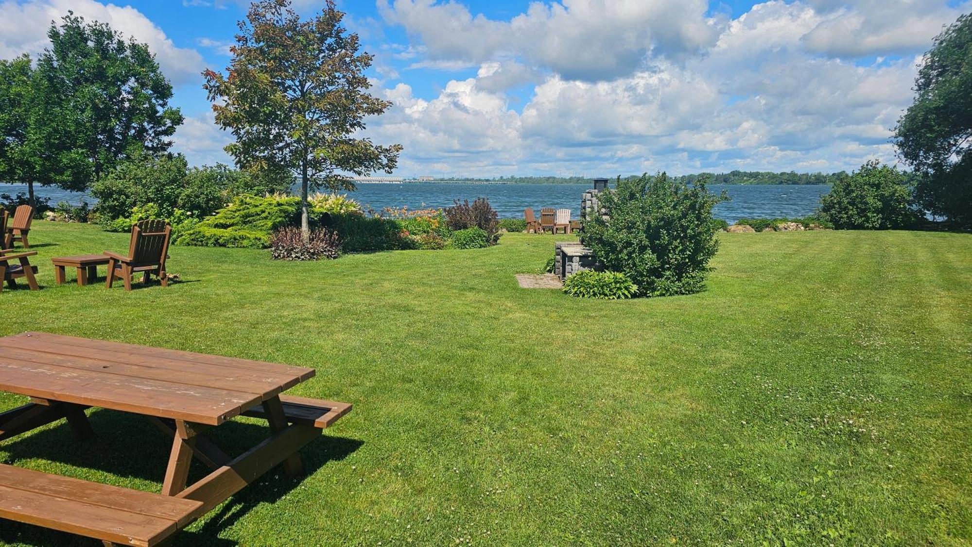 Oasis St-louis 2* Salaberry-de-Valleyfield